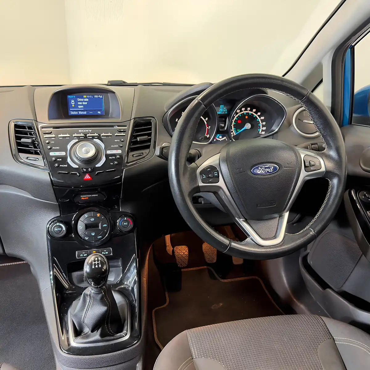 Used 2016 Ford Fiesta Titanium Blue - Interior and Exterior details 8