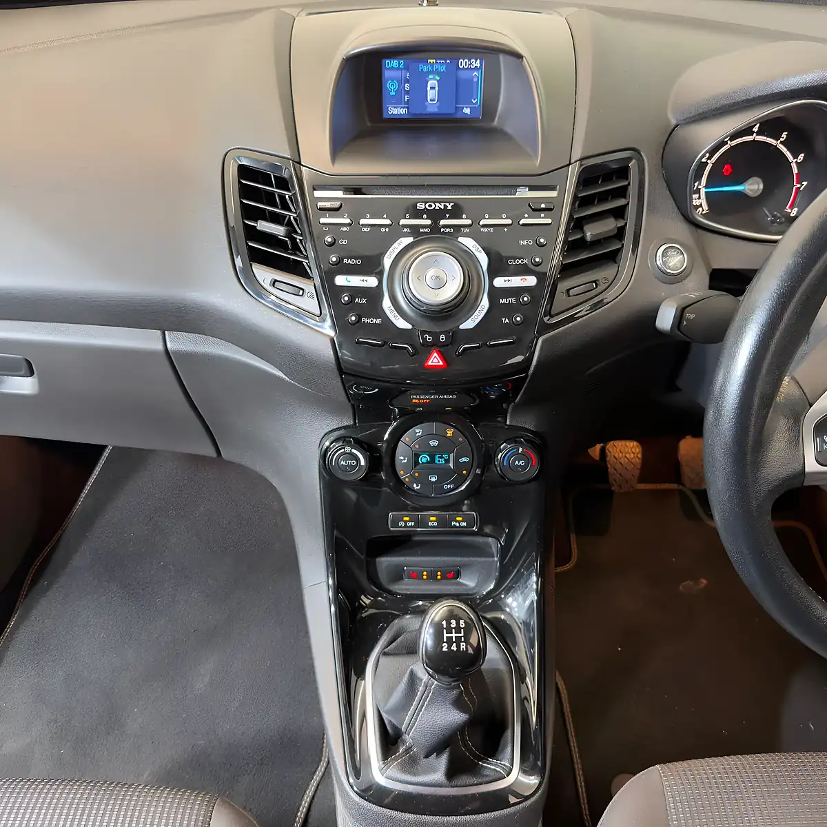 Used 2016 Ford Fiesta Titanium Blue - Interior and Exterior details 9