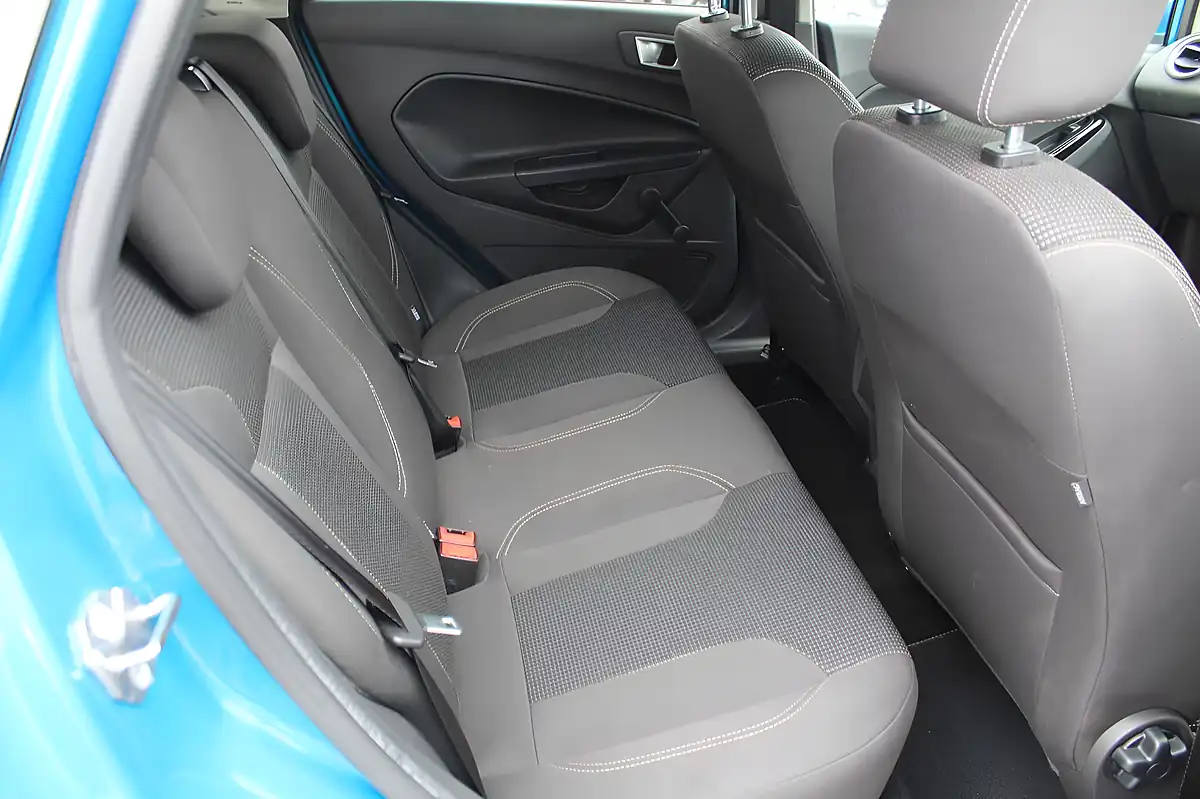 Used 2016 Ford Fiesta Titanium Blue - Interior and Exterior details 10