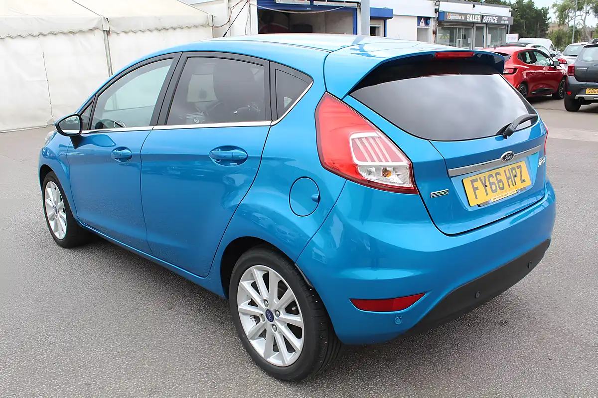 Used 2016 Ford Fiesta Titanium Blue - Interior and Exterior details 8