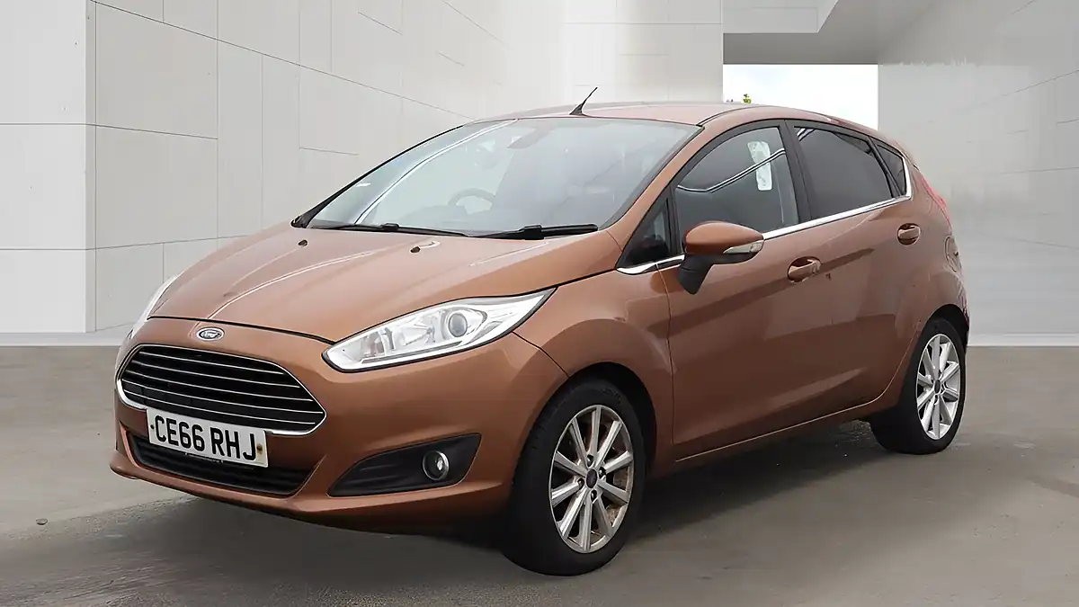 Used 2016 Ford Fiesta Titanium Brown - Interior and Exterior details 2