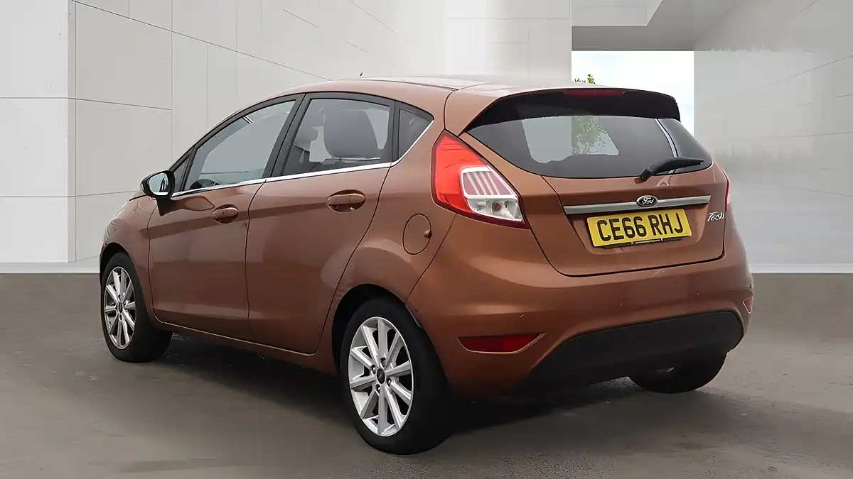Used 2016 Ford Fiesta Titanium Brown - Interior and Exterior details 4