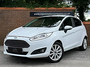 Used 2016 Ford Fiesta Titanium Frozen White - Interior and Exterior details 2
