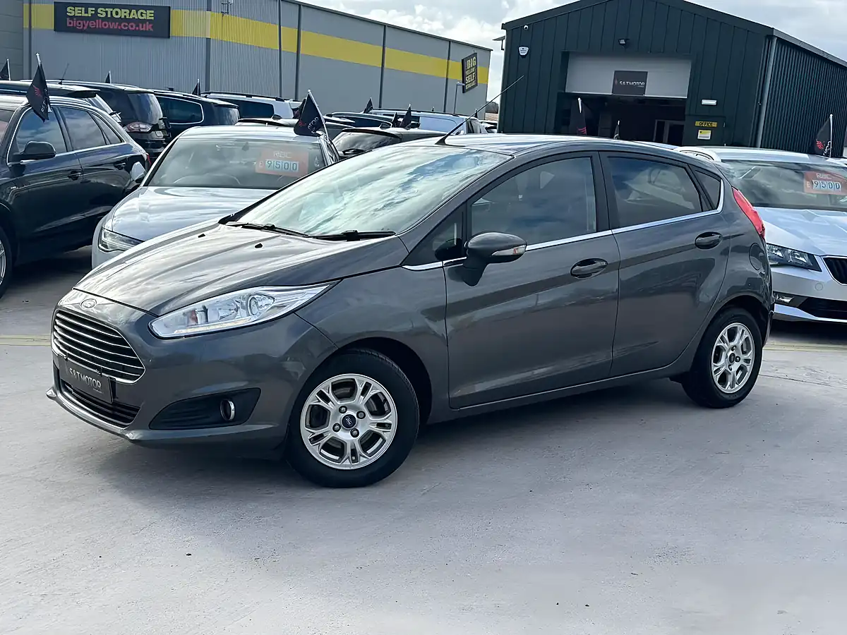 Used 2016 Ford Fiesta Titanium Grey - Interior and Exterior details 3
