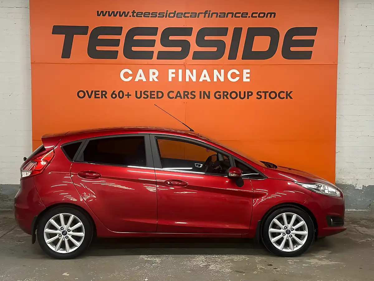 Used 2016 Ford Fiesta Titanium Red - Interior and Exterior details 3