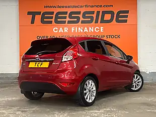 Used 2016 Ford Fiesta Titanium Red - Interior and Exterior details 4