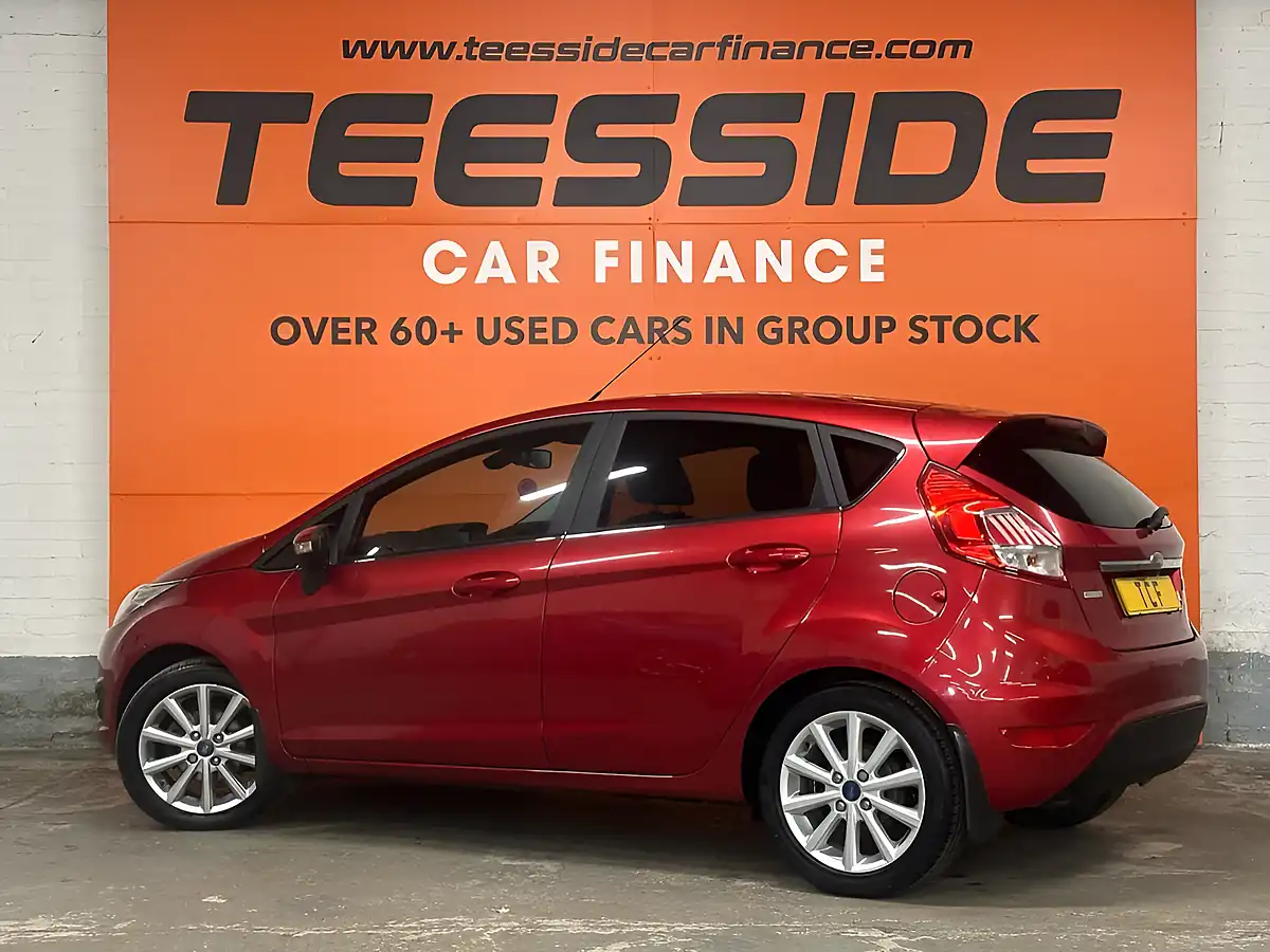 Used 2016 Ford Fiesta Titanium Red - Interior and Exterior details 8