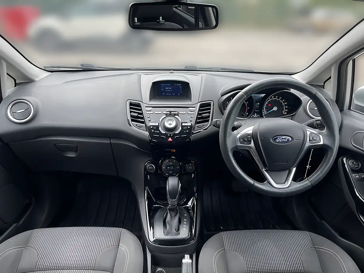 Used 2016 Ford Fiesta Titanium Silver - Interior and Exterior details 11