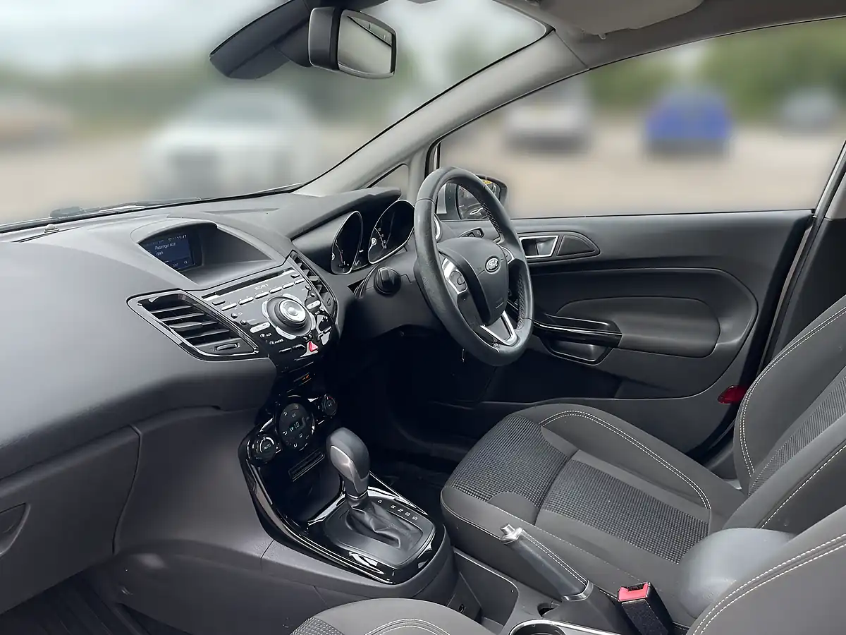 Used 2016 Ford Fiesta Titanium Silver - Interior and Exterior details 12
