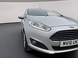 Used 2016 Ford Fiesta Titanium Silver - Interior and Exterior details 20