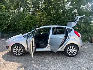 Used 2016 Ford Fiesta Titanium Silver - Interior and Exterior details 8