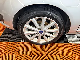 Used 2016 Ford Fiesta Titanium Silver - Interior and Exterior details 19