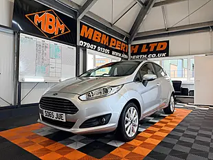 Used 2016 Ford Fiesta Titanium Silver - Interior and Exterior details 3