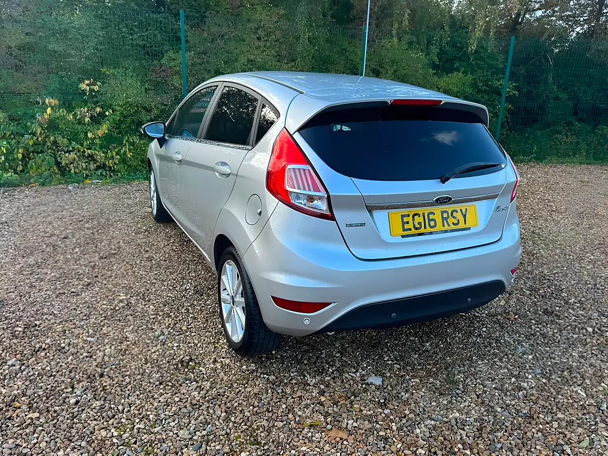 Used 2016 Ford Fiesta Titanium Silver - Interior and Exterior details 4