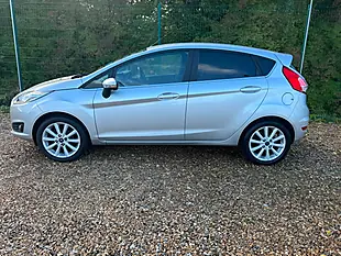 Used 2016 Ford Fiesta Titanium Silver - Interior and Exterior details 6