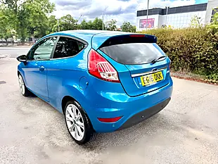 Used 2016 Ford Fiesta Titanium X Blue - Interior and Exterior details 5