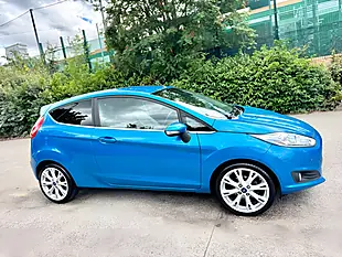 Used 2016 Ford Fiesta Titanium X Blue - Interior and Exterior details 8