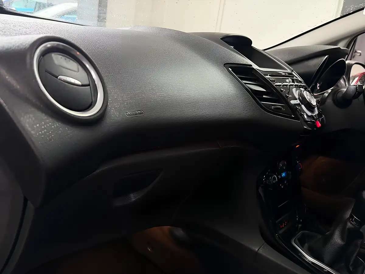 Used 2016 Ford Fiesta Titanium X Silver - Interior and Exterior details 10