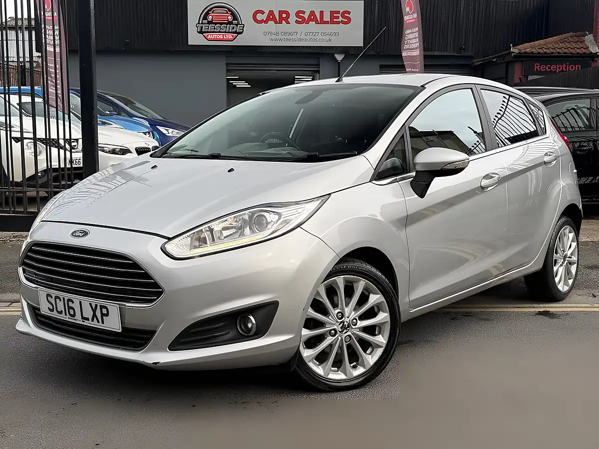 Used 2016 Ford Fiesta Titanium X Silver - Interior and Exterior details 5