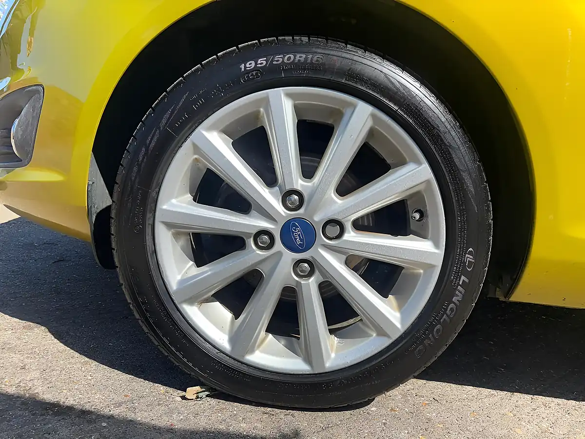 Used 2016 Ford Fiesta Titanium Yellow - Interior and Exterior details 10