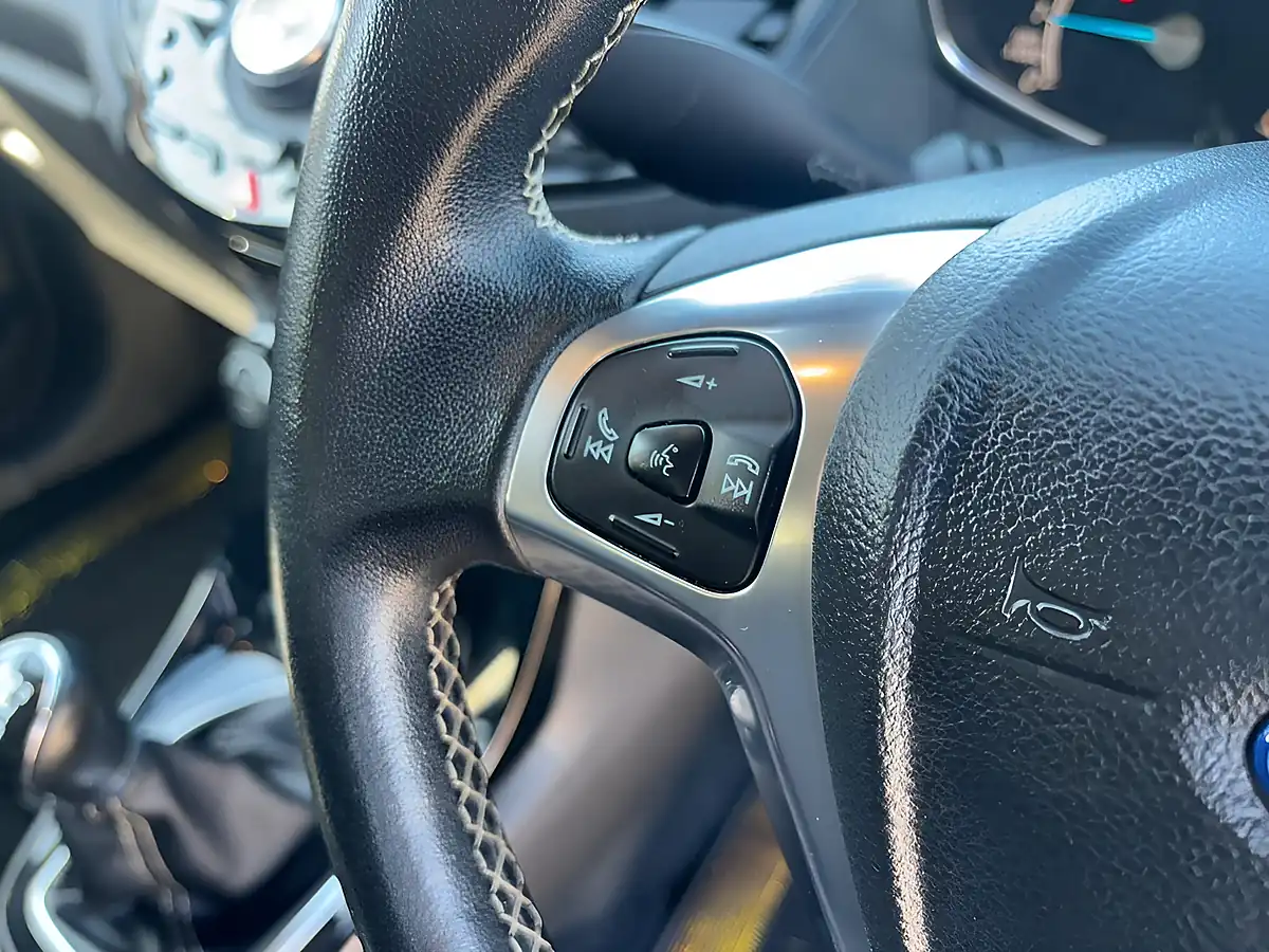 Used 2016 Ford Fiesta Titanium Yellow - Interior and Exterior details 19