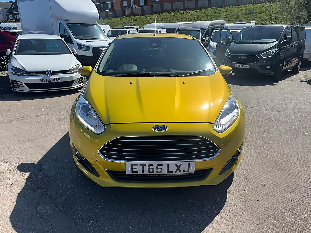 Used 2016 Ford Fiesta Titanium Yellow - Interior and Exterior details 7