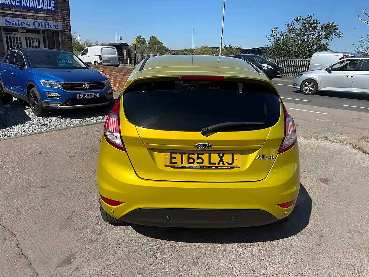 Used 2016 Ford Fiesta Titanium Yellow - Interior and Exterior details 8