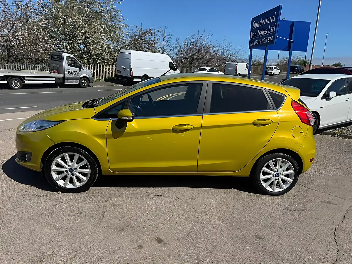 Used 2016 Ford Fiesta Titanium Yellow - Interior and Exterior details 9
