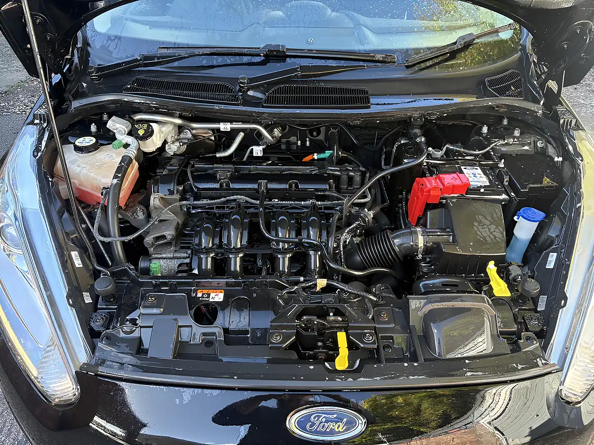 Used 2016 Ford Fiesta Zetec 3DR Black - Interior and Exterior details 6