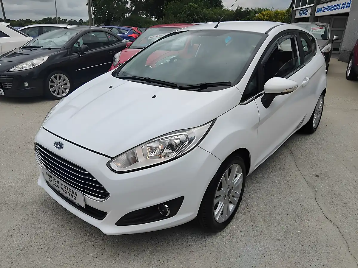 Used 2016 Ford Fiesta Zetec 3dr White - Interior and Exterior details 3