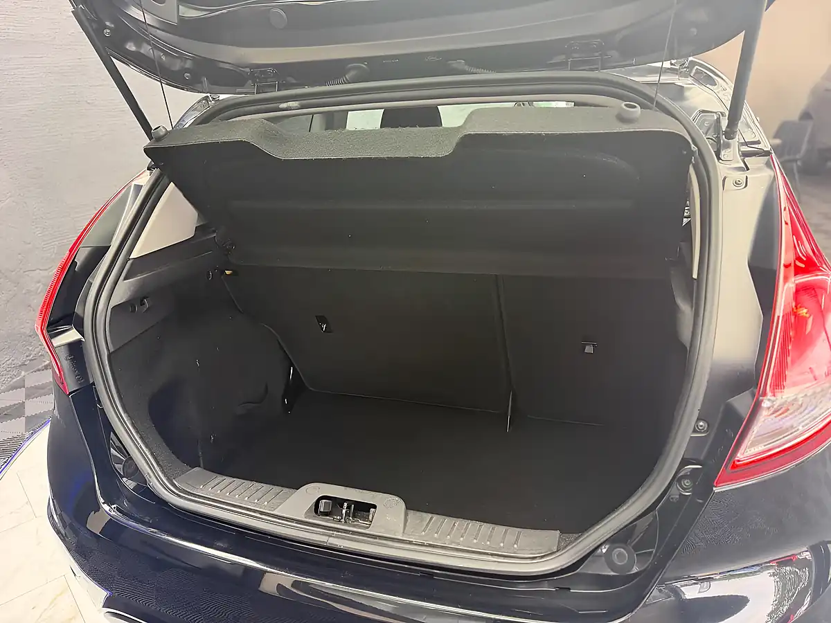 Used 2016 Ford Fiesta Zetec Black Edition Black - Interior and Exterior details 20