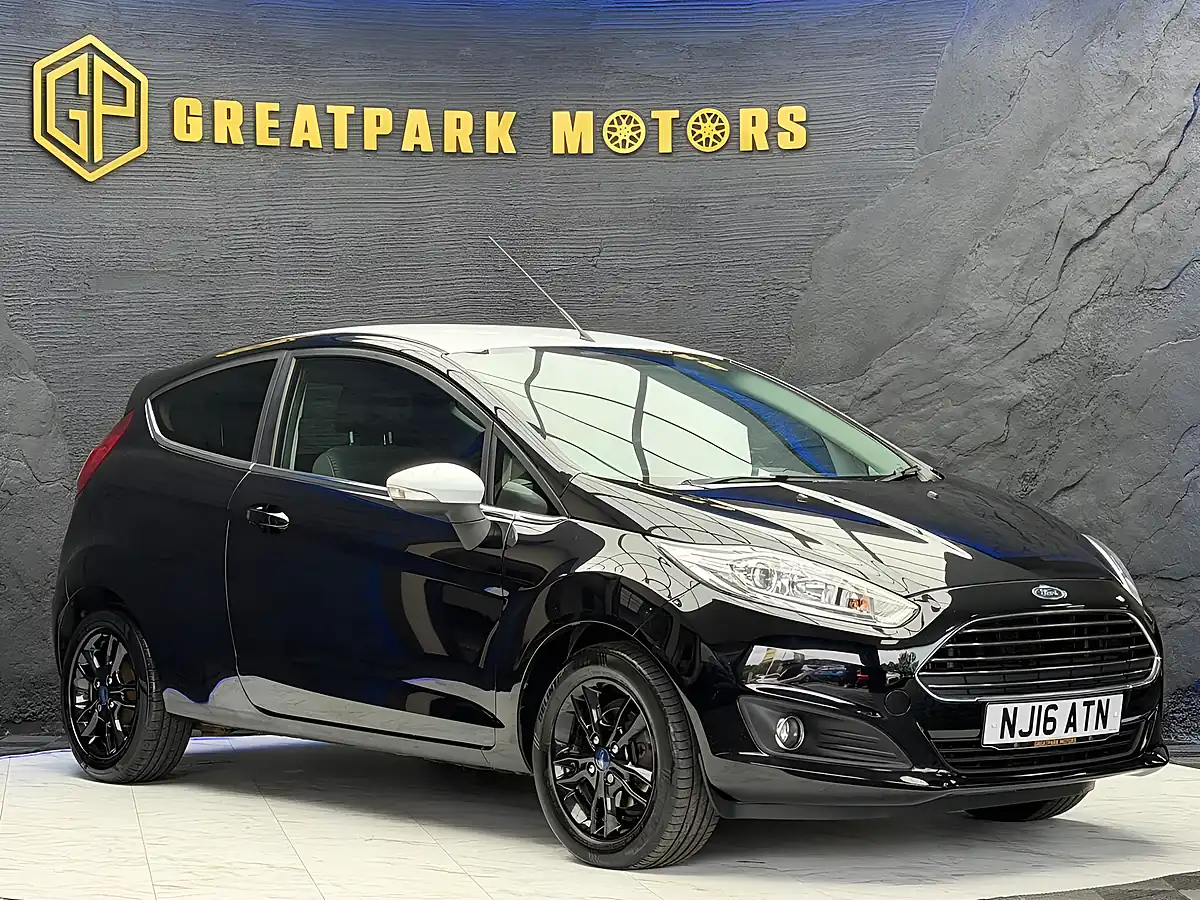 Used 2016 Ford Fiesta Zetec Black Edition Black - Interior and Exterior details 3