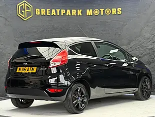 Used 2016 Ford Fiesta Zetec Black Edition Black - Interior and Exterior details 5