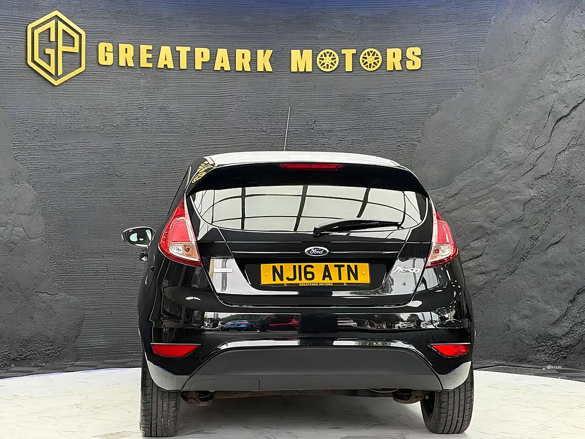 Used 2016 Ford Fiesta Zetec Black Edition Black - Interior and Exterior details 6