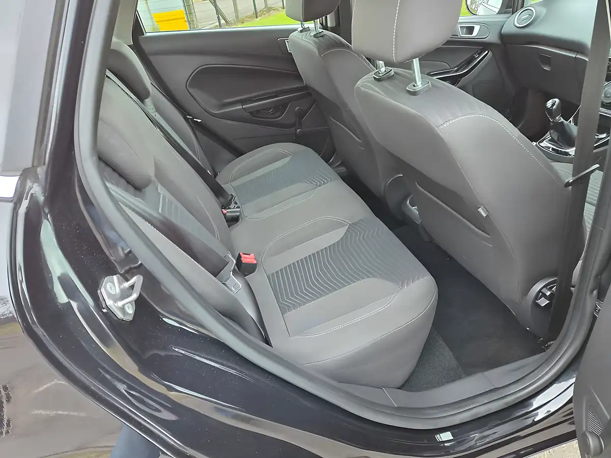 Used 2016 Ford Fiesta Zetec Black - Interior and Exterior details 15