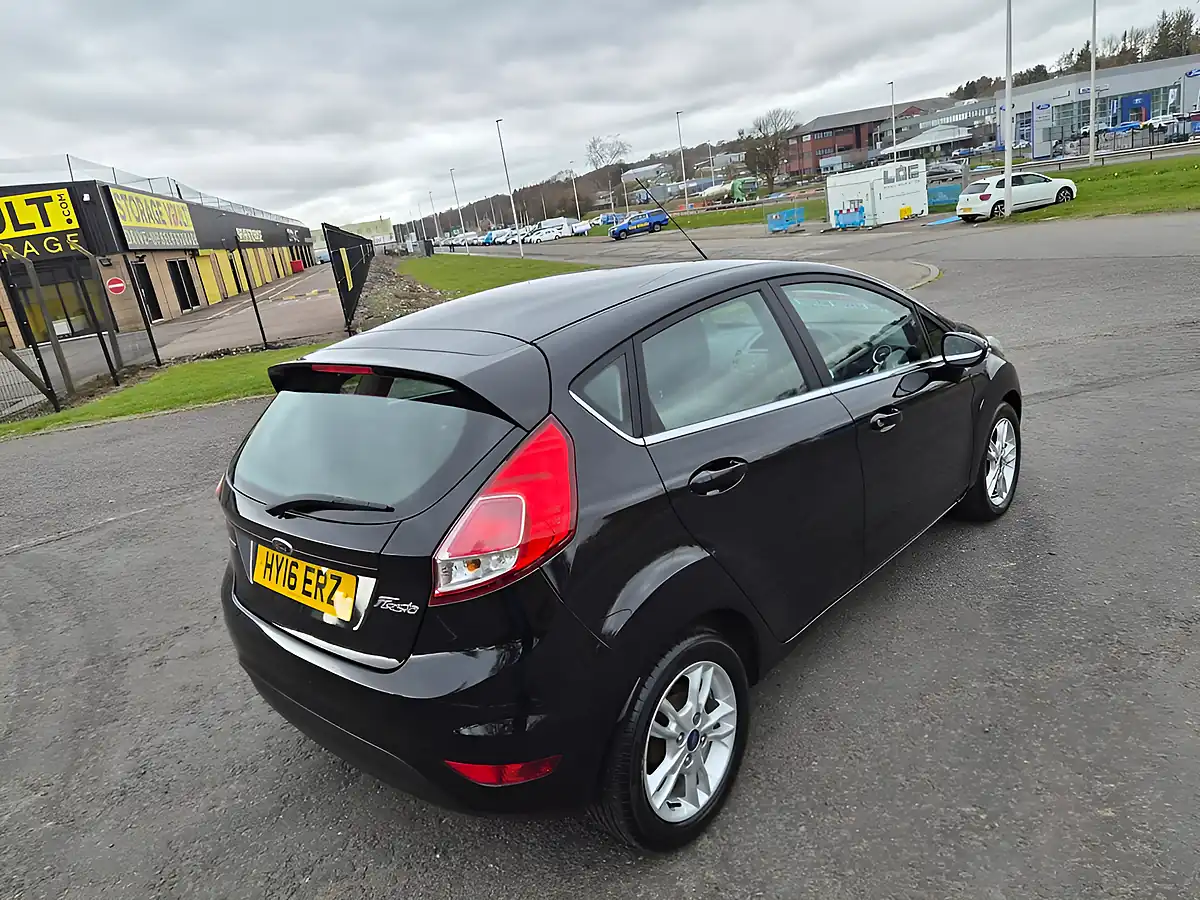 Used 2016 Ford Fiesta Zetec Black - Interior and Exterior details 16