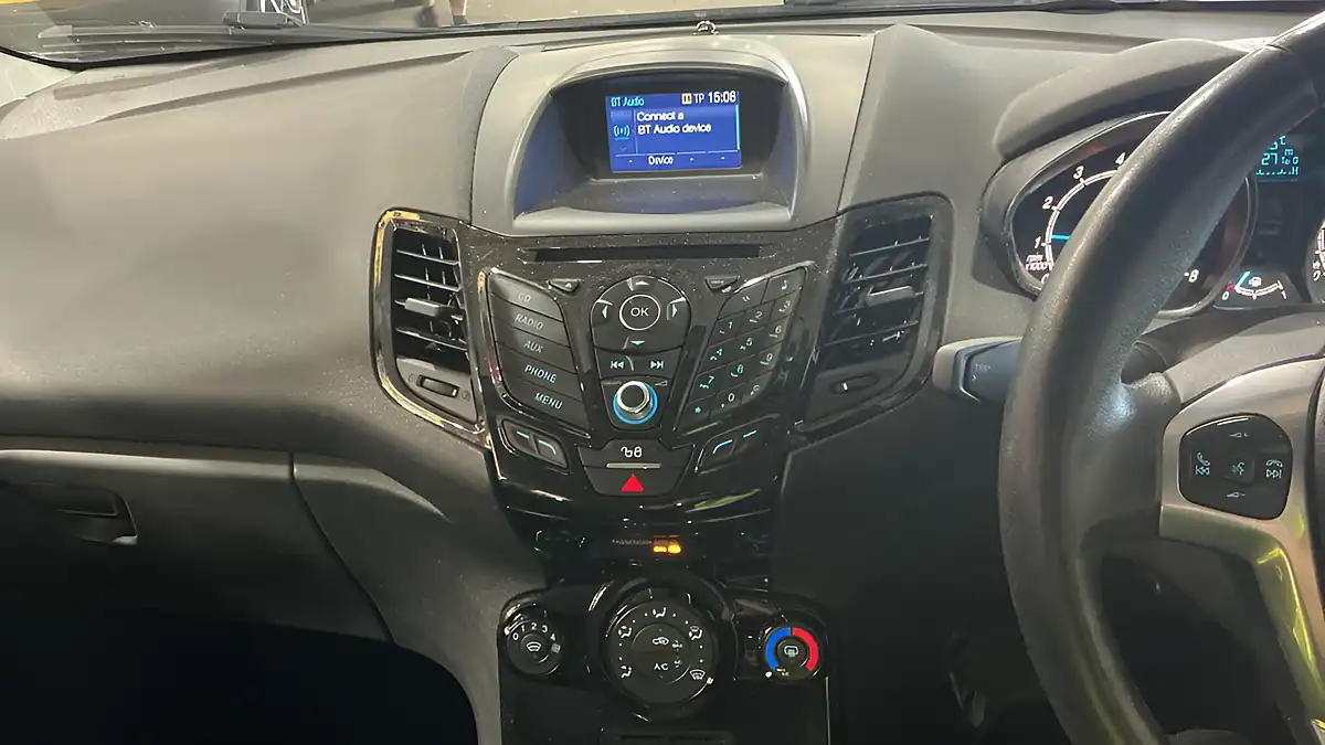 Used 2016 Ford Fiesta Zetec Black - Interior and Exterior details 8