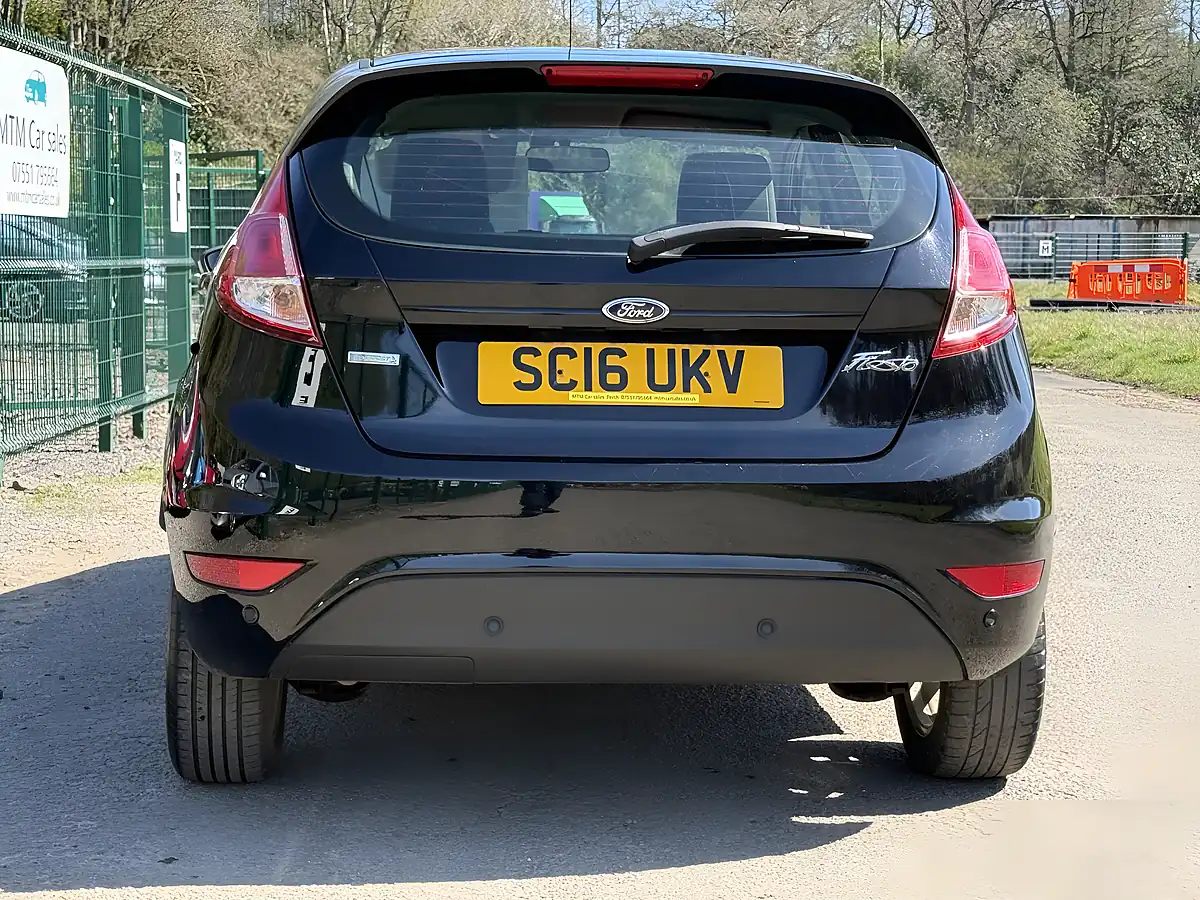Used 2016 Ford Fiesta Zetec Black - Interior and Exterior details 7