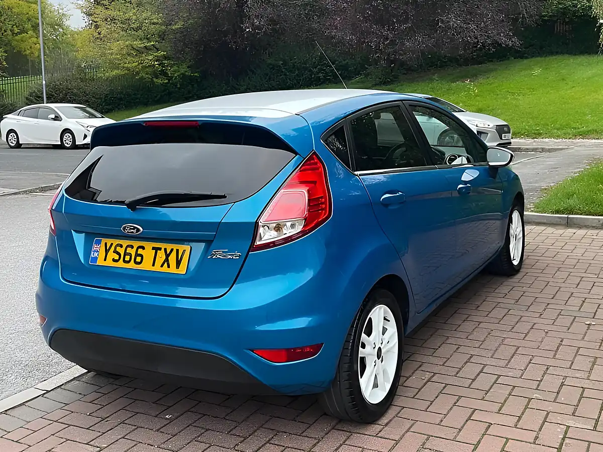 Used 2016 Ford Fiesta Zetec Blue Blue - Interior and Exterior details 11
