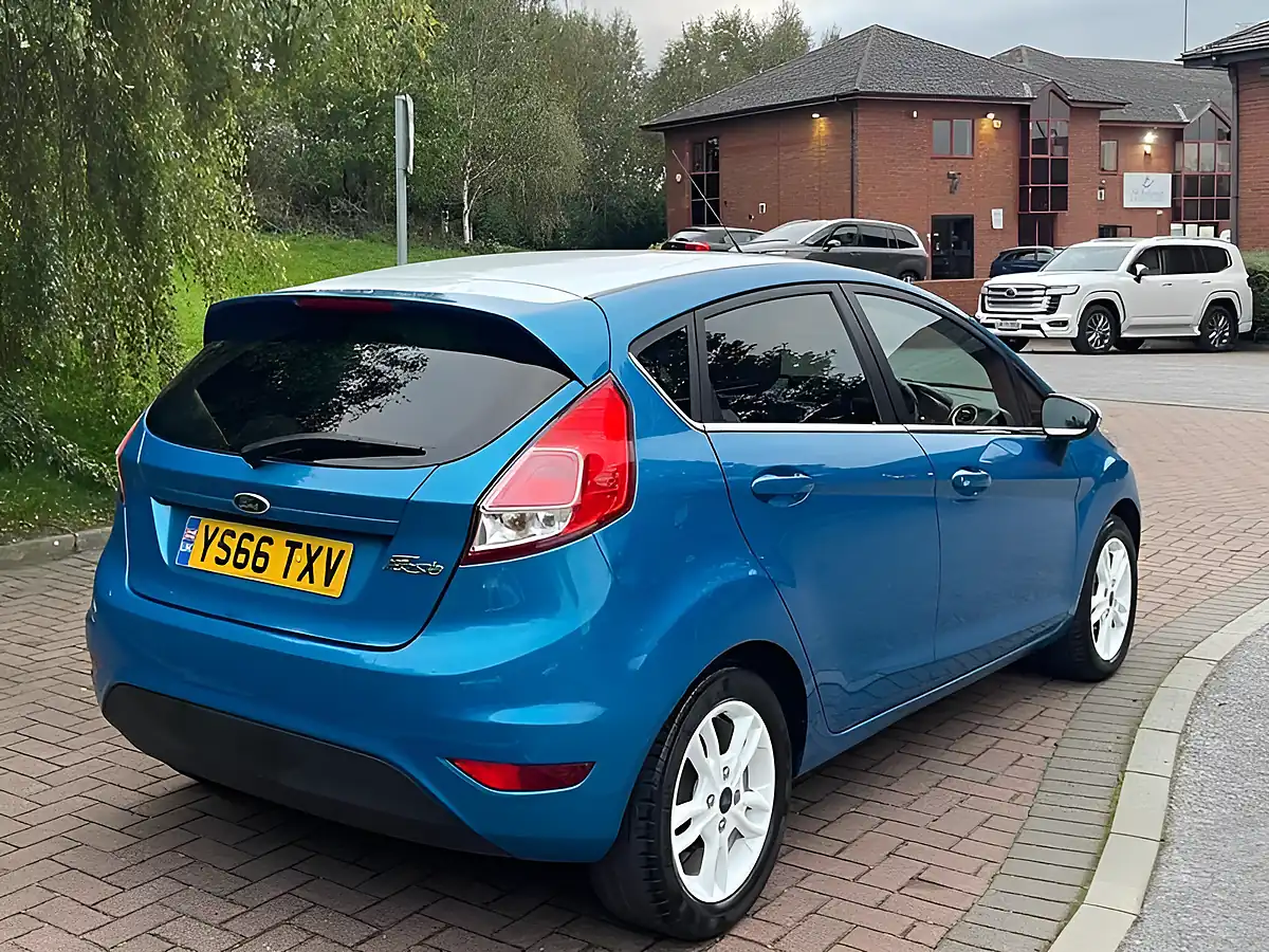 Used 2016 Ford Fiesta Zetec Blue Blue - Interior and Exterior details 13