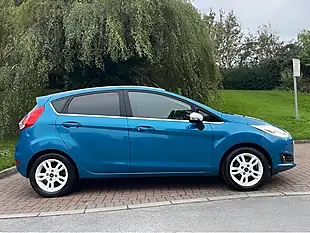 Used 2016 Ford Fiesta Zetec Blue Blue - Interior and Exterior details 16