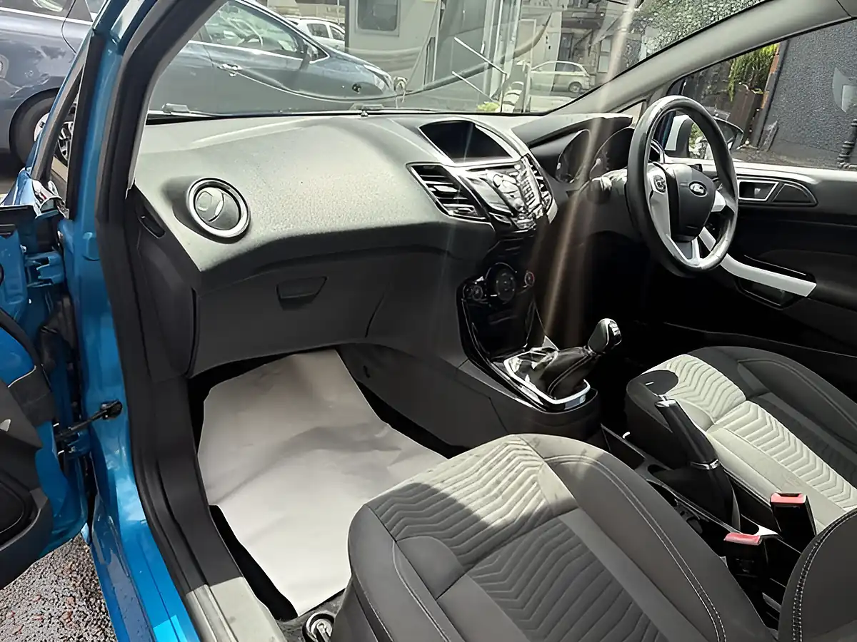 Used 2016 Ford Fiesta Zetec Blue Edition Blue - Interior and Exterior details 12