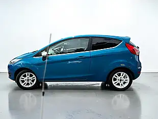 Used 2016 Ford Fiesta Zetec Blue Edition Blue - Interior and Exterior details 4
