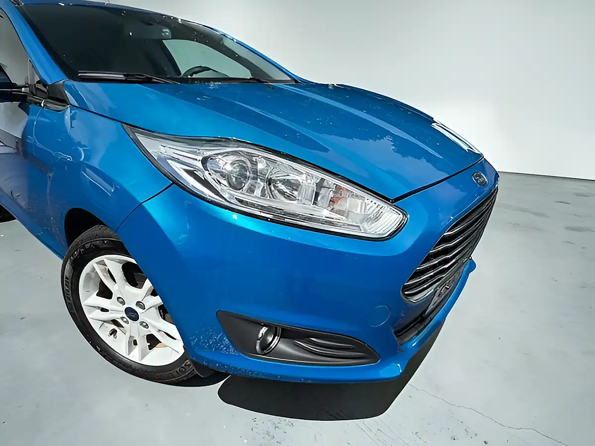 Used 2016 Ford Fiesta Zetec Blue Edition Blue - Interior and Exterior details 9