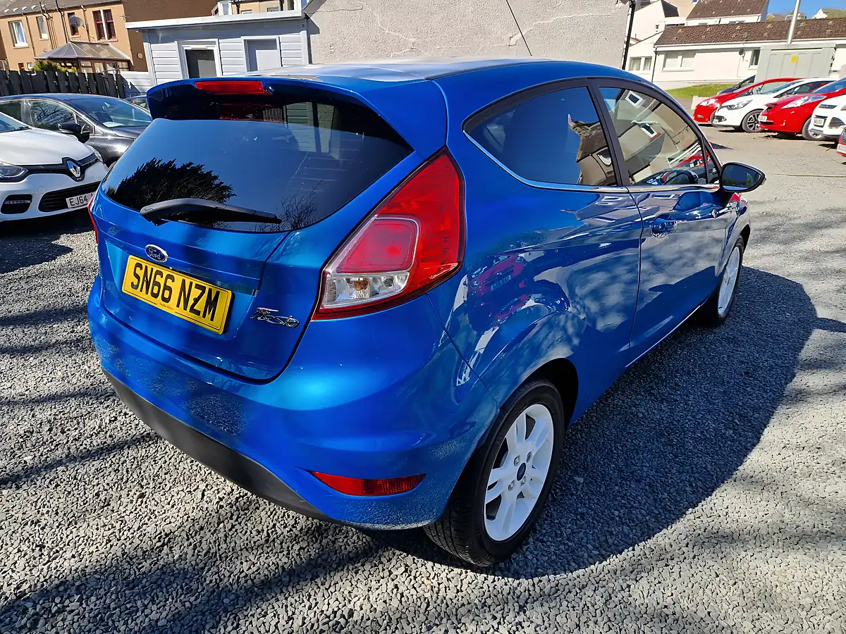 Used 2016 Ford Fiesta Zetec Blue Edition Blue - Interior and Exterior details 7