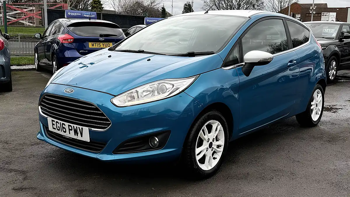 Used 2016 Ford Fiesta Zetec Blue Edition Candy Blue - Interior and Exterior details 7