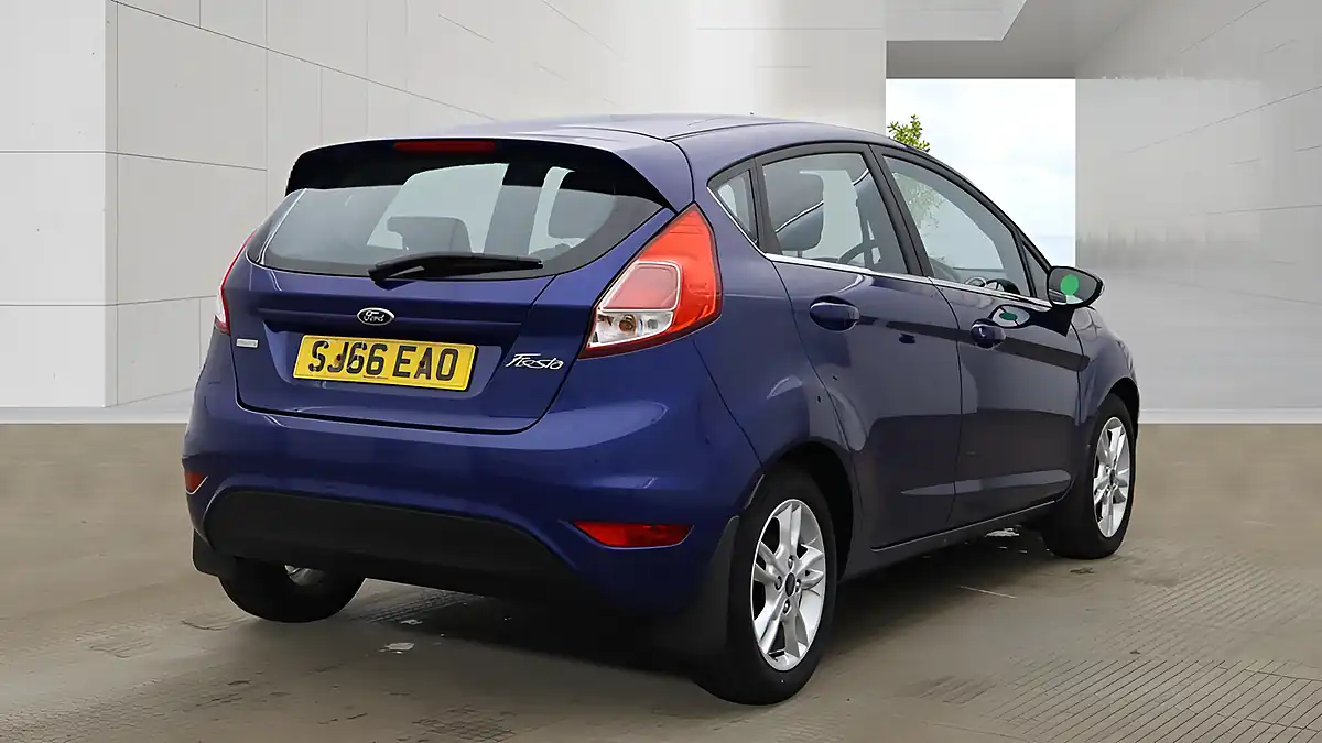 Used 2016 Ford Fiesta Zetec Blue - Interior and Exterior details 4