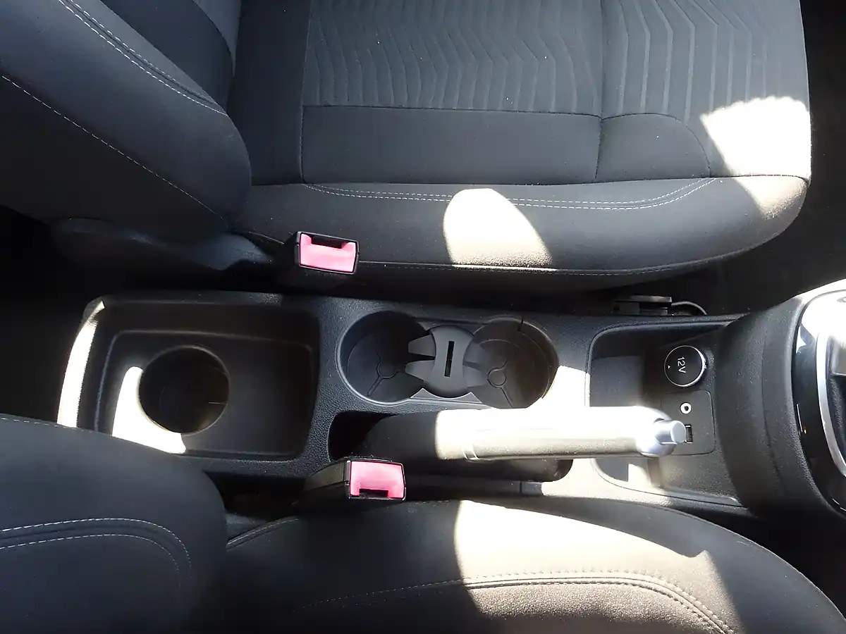 Used 2016 Ford Fiesta Zetec Blue - Interior and Exterior details 11