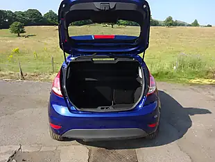 Used 2016 Ford Fiesta Zetec Blue - Interior and Exterior details 17
