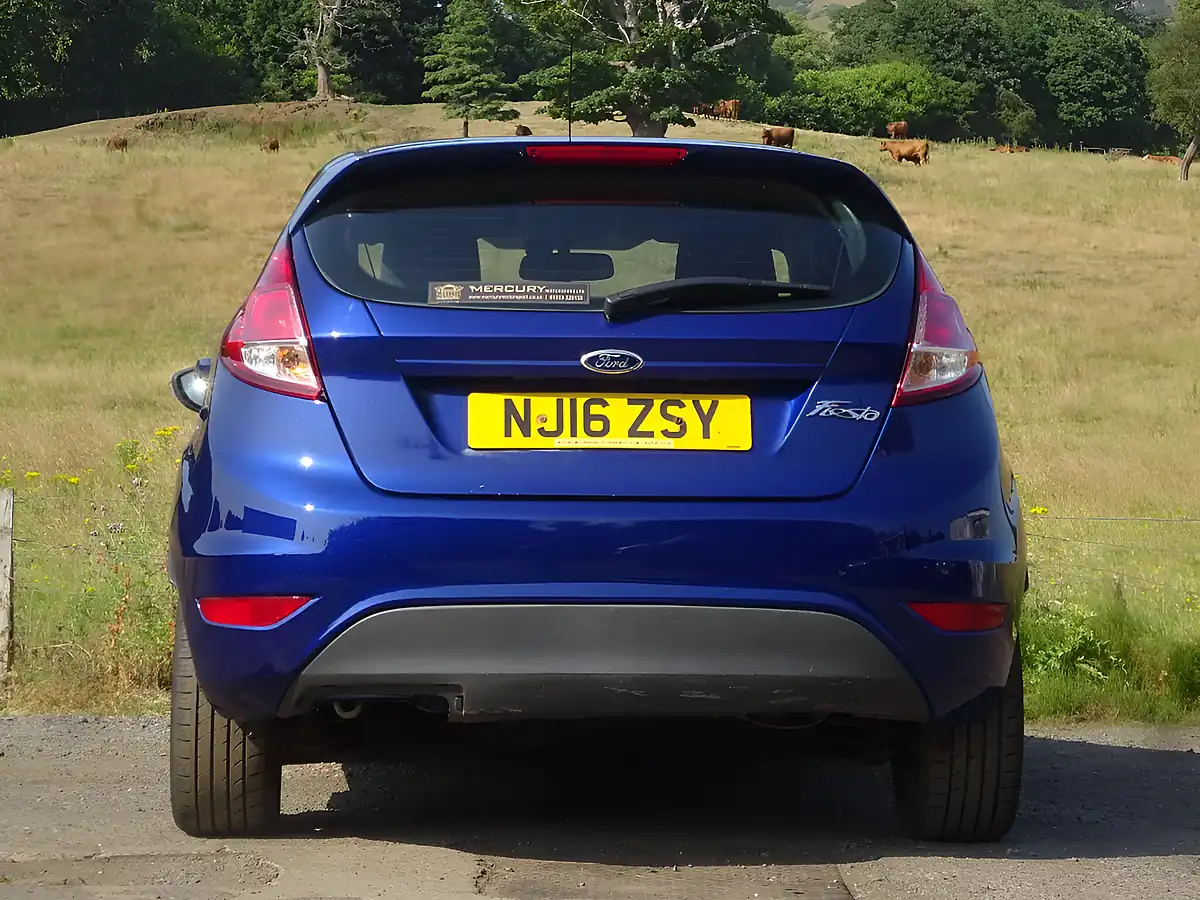 Used 2016 Ford Fiesta Zetec Blue - Interior and Exterior details 4
